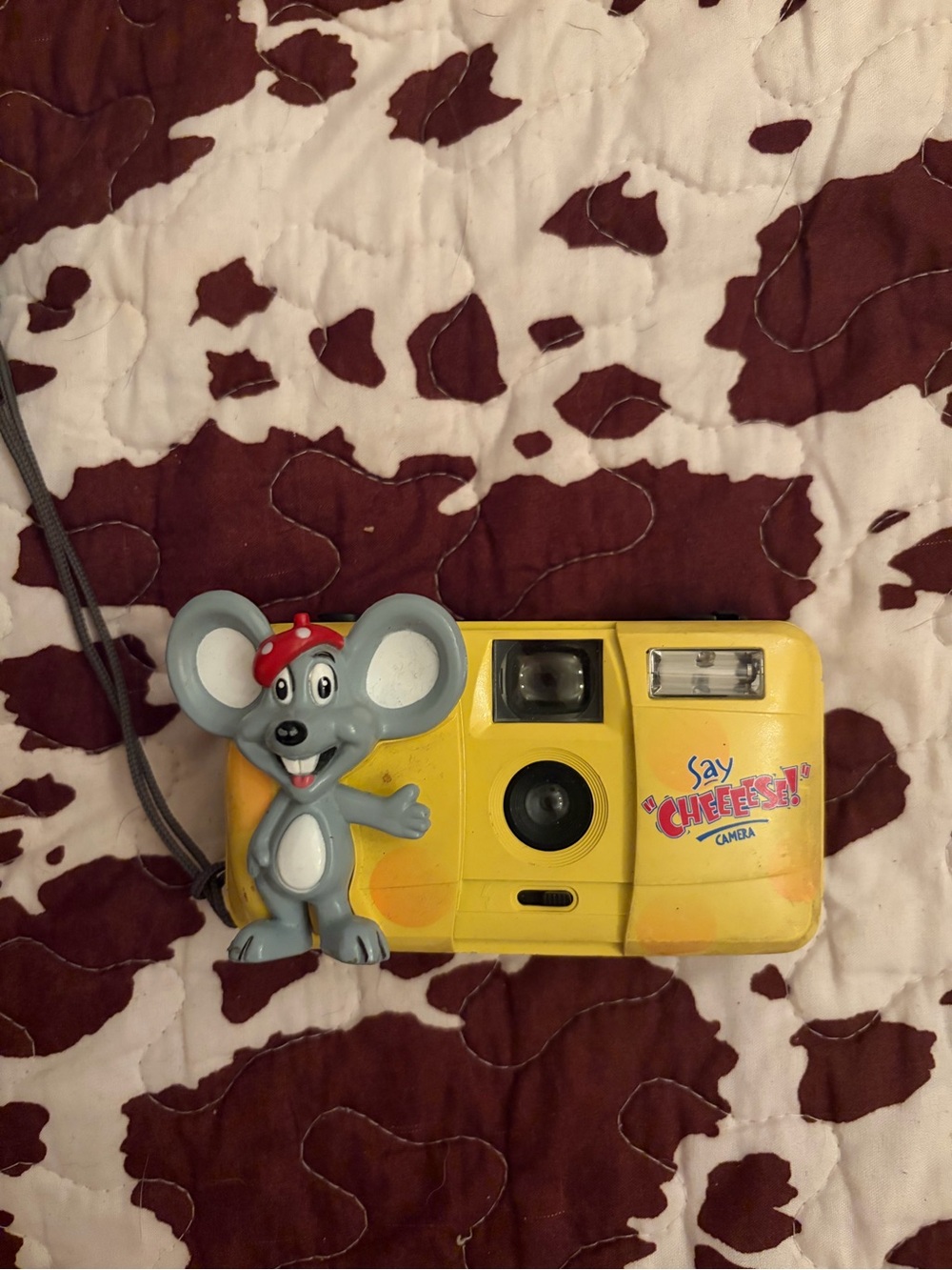Yellow 'Say Cheese!' Novelty Camera with Mouse Charm